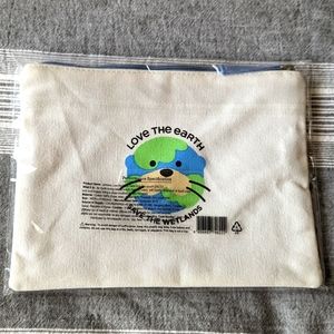 primera Love The Earth, Save The Wetlands pouch